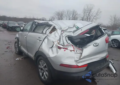 2015 Kia Sportage Lx z USA, uszkodzony, nr VIN KNDPBCAC4F7696073